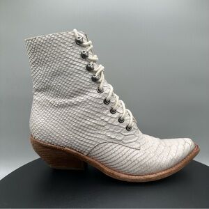 Jeffrey Campbell Elmcroft Snake Scale Lace Up Pointed Toe Bootie Women 7.5 White